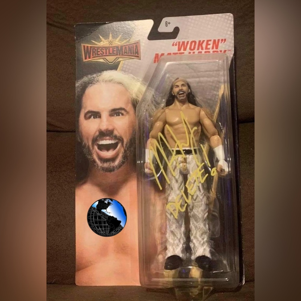 AUTOGRAPHED Wrestlemania 35 "WOKEN" MATT HARDY BASIC FIGURE